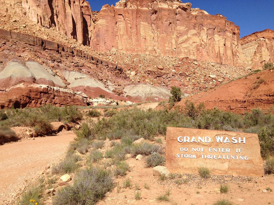 027 entrance to Grand Wash in Capitol Reef National Park