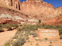 027_entrance_to_Grand_Wash_in_Capitol_Reef_National_Park.JPG
